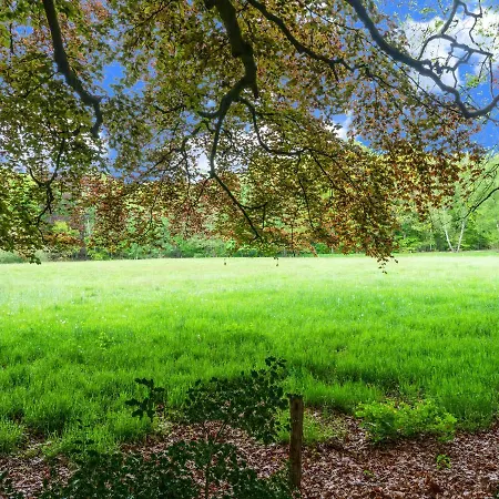 Holiday home Charming Holiday In With Garden *